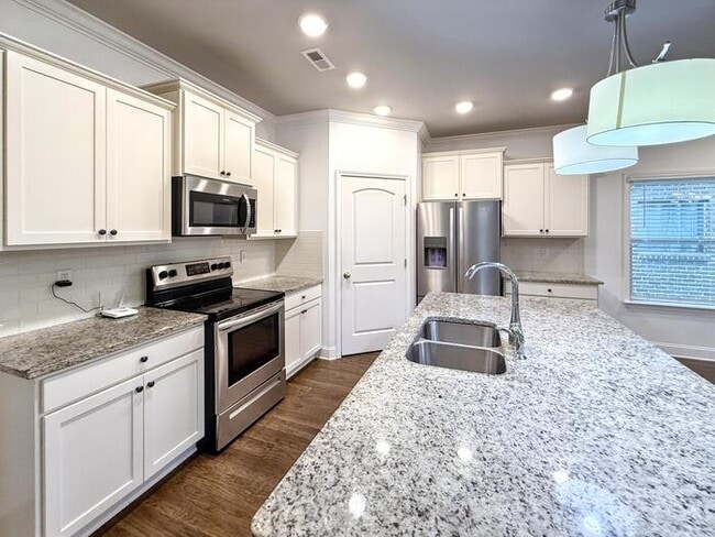 Building Photo - 27717 Kosar Xing