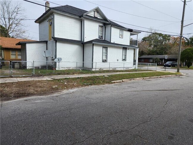 Foto del edificio - 3902 Stuart St