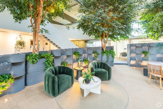 Leasing Office - Tamarack Creek