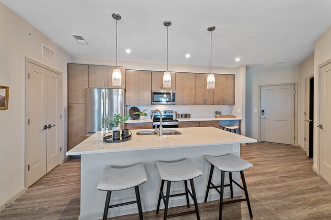 Kitchen - 19Nineteen Promenade