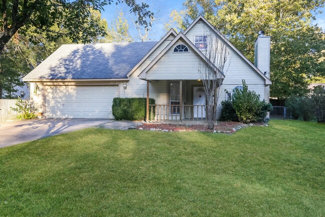 Building Photo - 14805 Post Oaks Pl