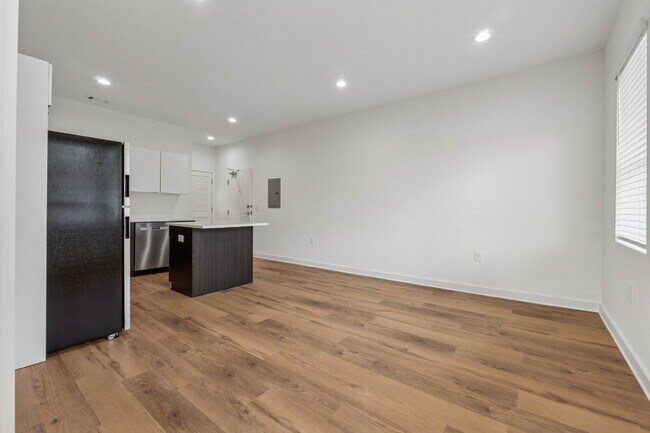 Foto del edificio - Freshly renovated 1 bedroom 1 bath.