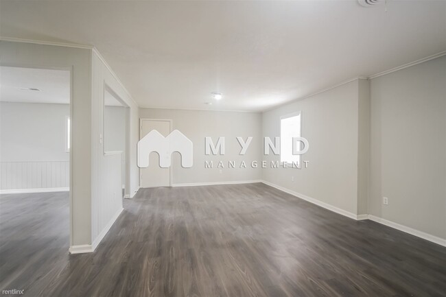 Building Photo - 3 br, 1.5 bath House - 1926 Colonial Hills Dr