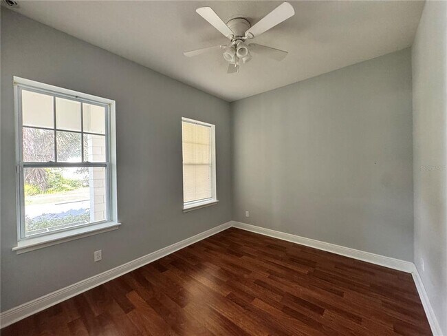 Foto del edificio - 7824 Lower Perse Cir