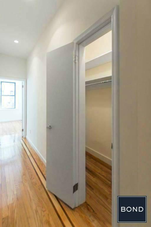 Building Photo - 441 E 51st St