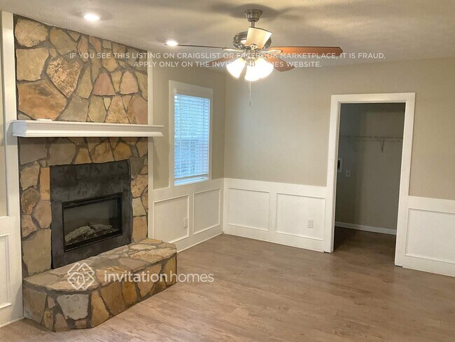 Foto del edificio - 1545 Haynes Ct SW