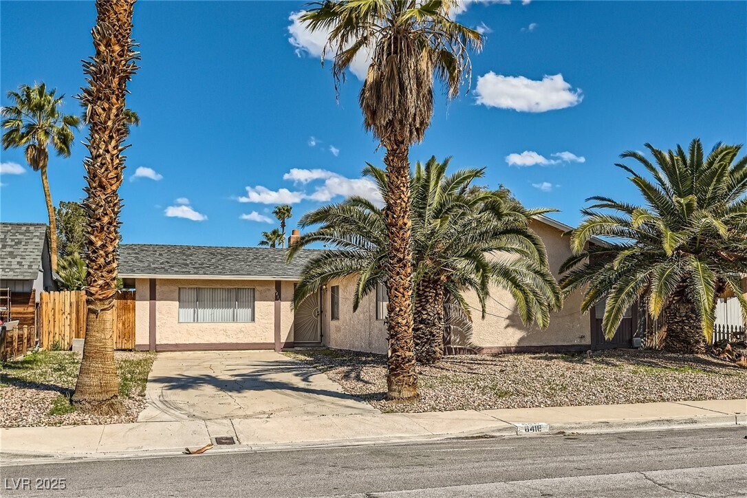 Foto principal - 6416 Placer Dr