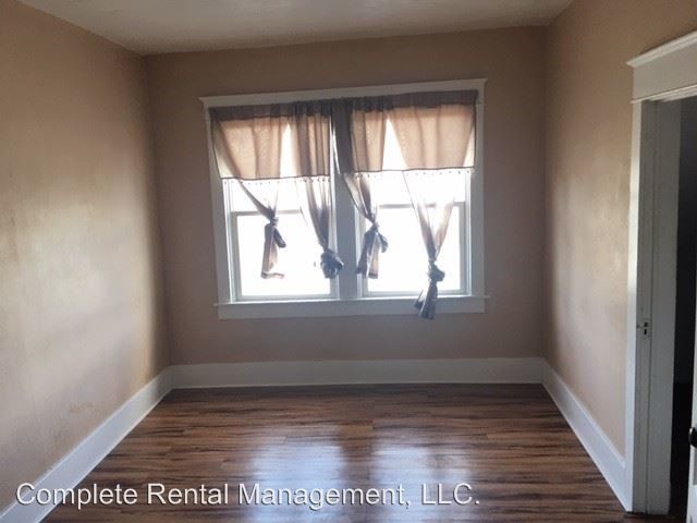 Building Photo - 1835-1839 E 4th St