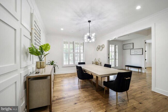 Foto del edificio - 4804 Bridle Ridge Rd