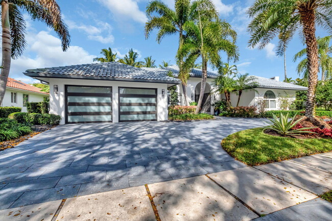 Building Photo - 5747 Paddington Way