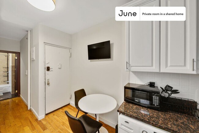 Foto del edificio - Room in Shared 3 bed/1 bath home in Upper West Side