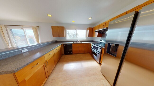 Foto del edificio - Spacious 3Bd/2.5Ba Single-Family Home in M...