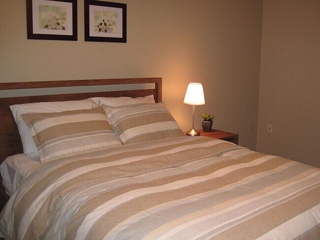 Foto del edificio - 105 Clemson Ct
