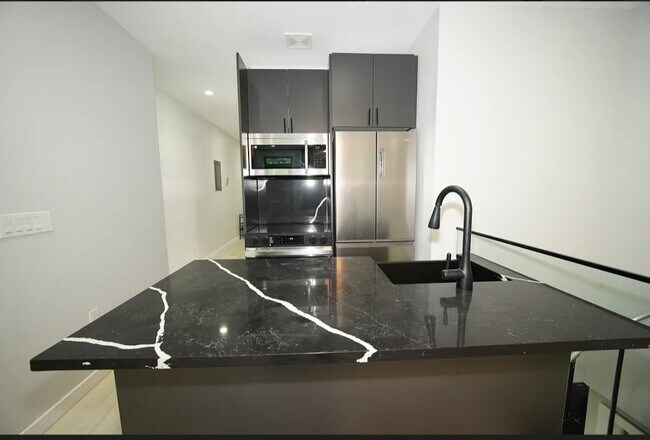 Foto del edificio - 195 Stanton St