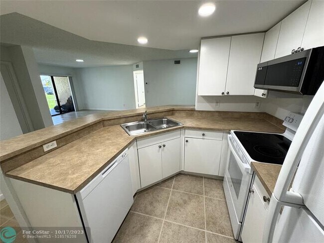 Building Photo - 9222 W Atlantic Blvd