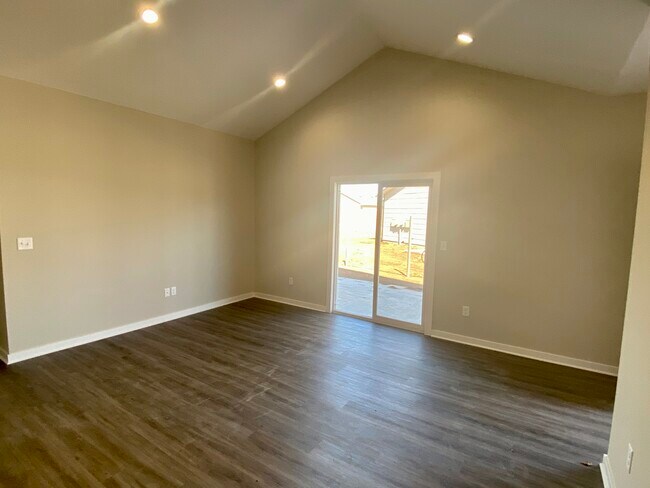Foto del edificio - 3239 Cedar Downs St