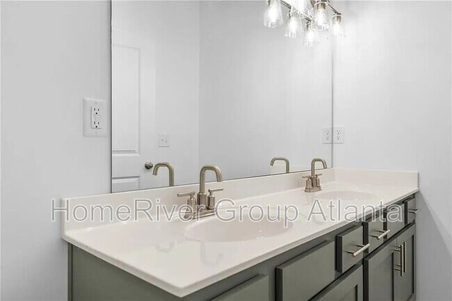 Foto del edificio - 1505 Albert Ln NW