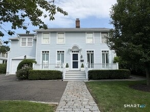 Building Photo - 124 Rowayton Ave