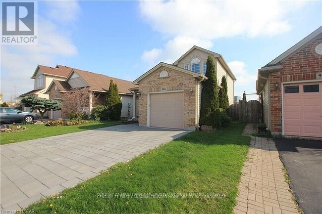 Photo du bâtiment - 945 Homeview Ct