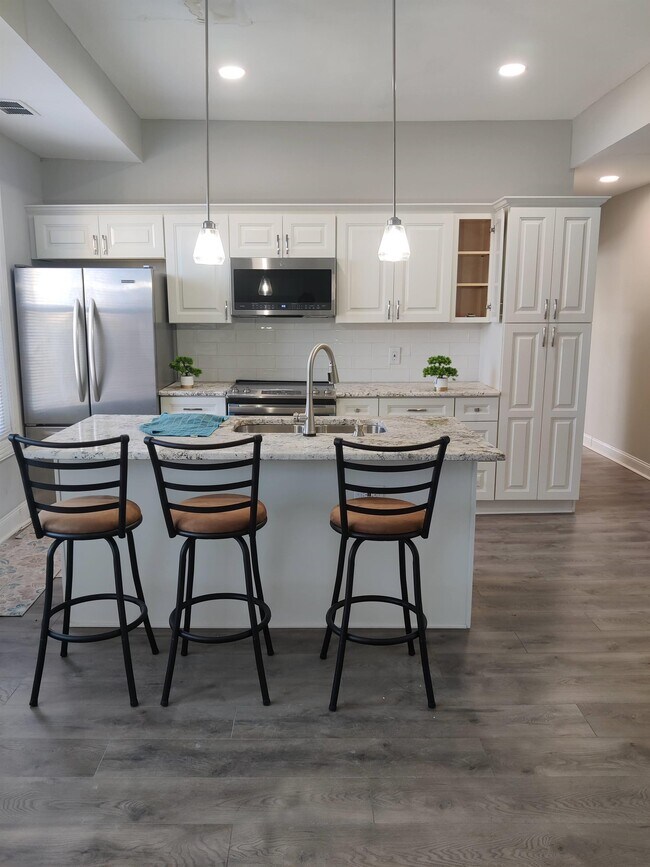 1200 W Airdrie St Unit 1, Philadelphia, PA 19140 Room for Rent in