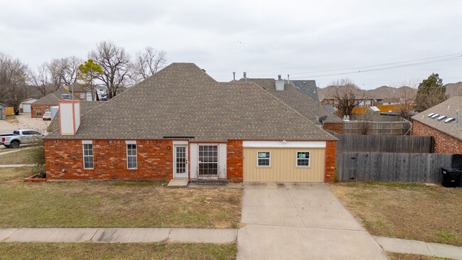 Building Photo - Rent to Own Available in Moore, Ok!
