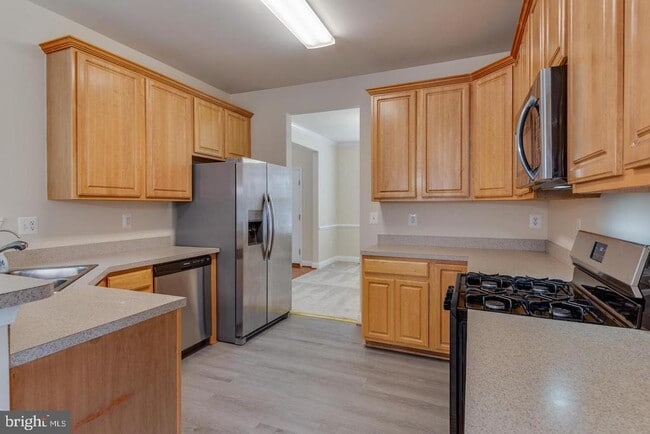 Building Photo - 45921 Altman Ct