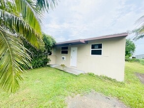 Building Photo - 26427 SW 139th Ave