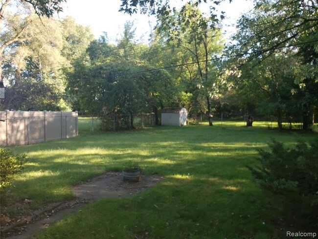 Foto del edificio - 26455 Shiawassee St