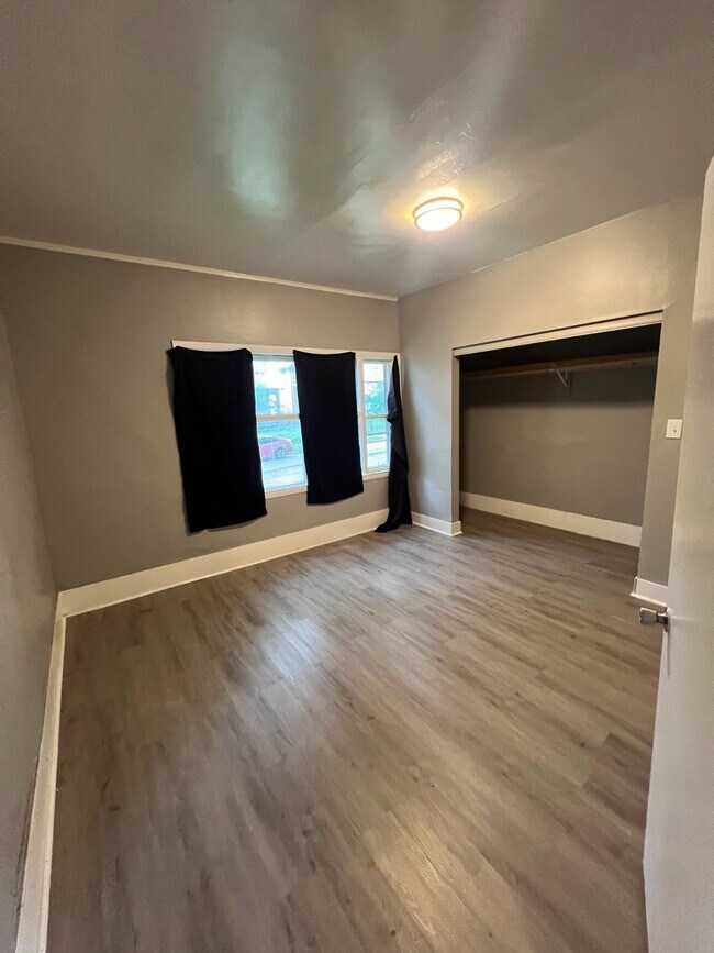 Foto del edificio - 1700 N 36th St