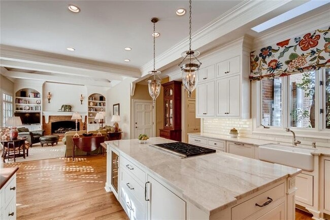 Building Photo - 1382 Wesley Cir