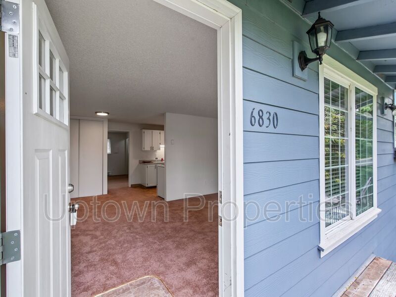 Photo - 6830 N Richmond Ave