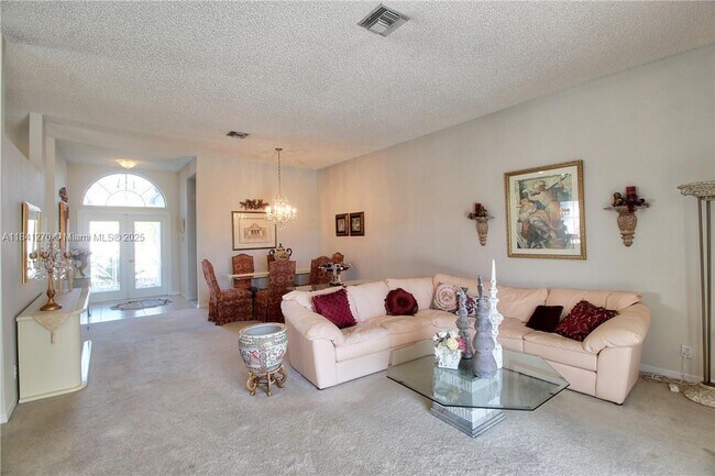 Foto del edificio - 5984 NW 74th St