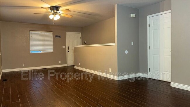 Building Photo - 788 S Knox Dr