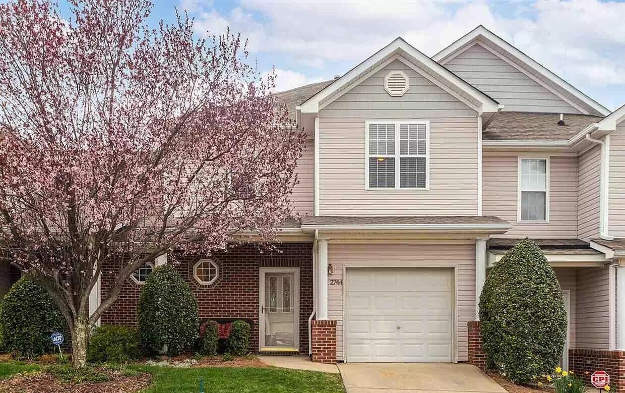 2744 Andover Glen Rd, Raleigh, NC 27604 Townhome Rentals in Raleigh