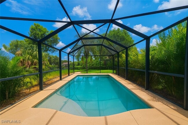 Foto del edificio - 13880 Lazy Ln