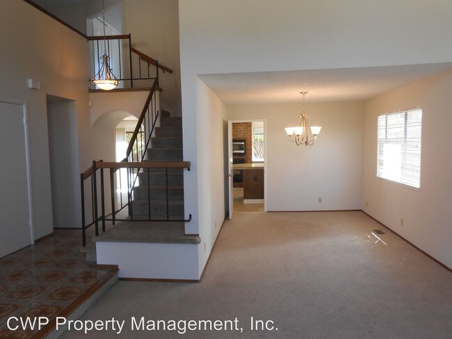 Building Photo - 14809 Oleander St