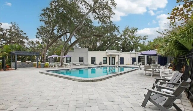 Building Photo - The Eden at Clearwater