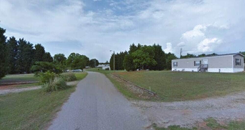 Primary Photo - 139 Gaines Dr