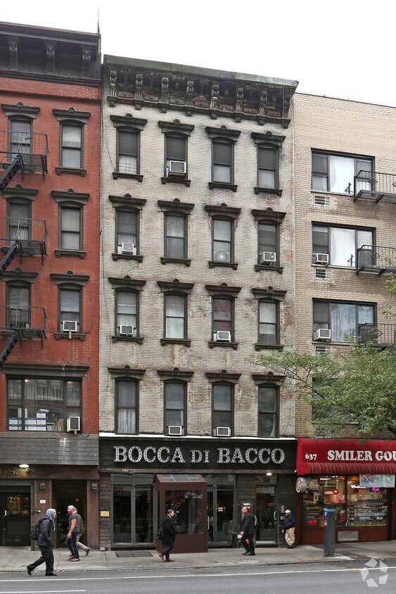 Primary Photo - 635 Ninth Ave