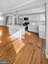 Building Photo - 5755 Maplehill Rd