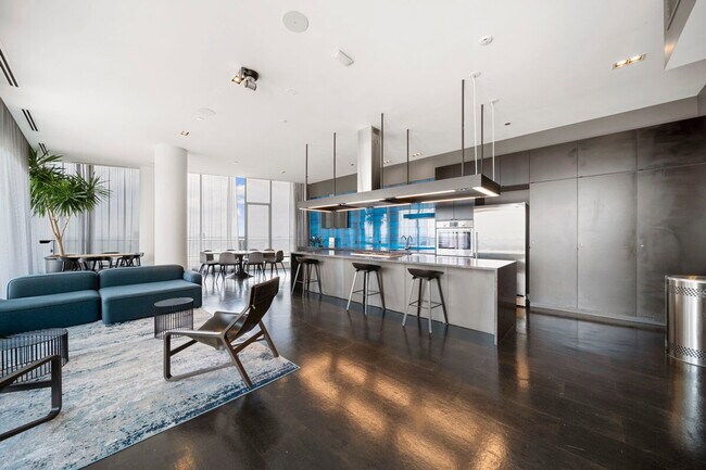 Foto del edificio - 720 S Wells St