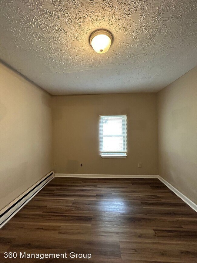 Building Photo - 2 br, 1 bath House - 22 Second Street
