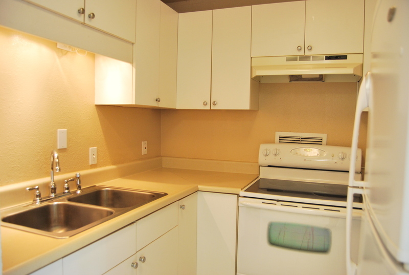 Primary Photo - 1600 Wilikina Dr