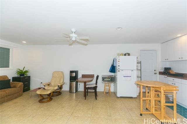 Building Photo - 1441 Pueo St