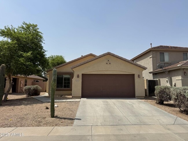 Building Photo - 13933 W Port Royale Ln