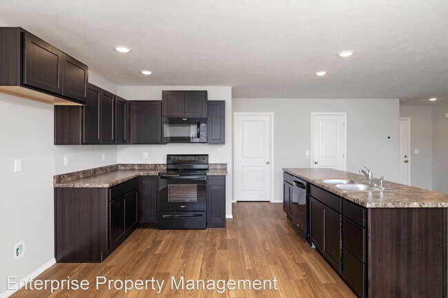 Building Photo - 3 br, 2 bath House - 120 Pin Oak Dr