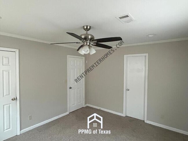 Building Photo - 4322 S Allegheny Ave