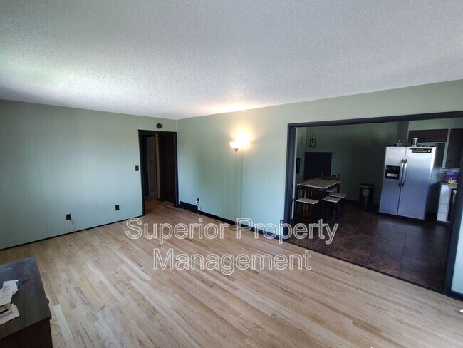 Foto del edificio - 803 Hot Springs Ave