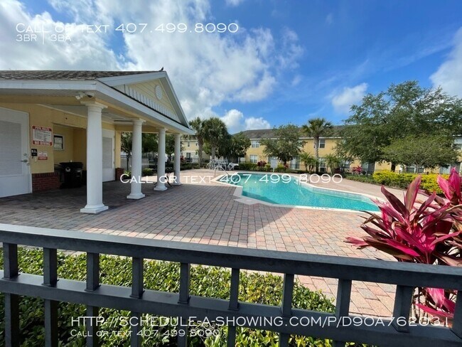Foto del edificio - 4931 Poolside Dr