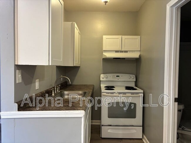 Building Photo - 205 Floyd Rd